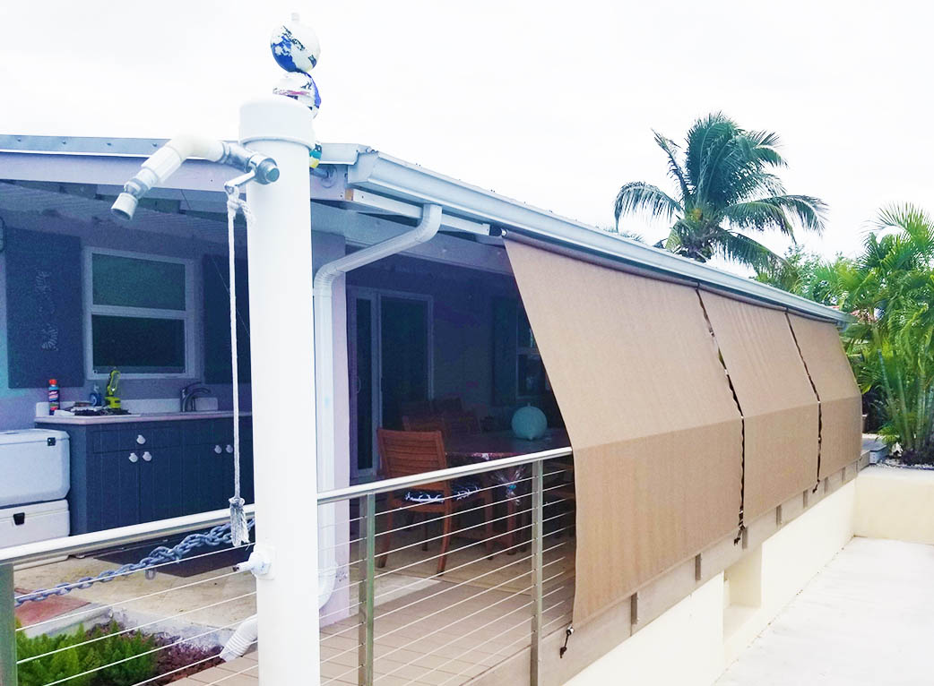 Sunshades can be individually lowered to several levels for privacy, shade, wind or rain